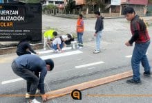 eñalización vial en Baeza mediante pasos cebra en zonas escolares.